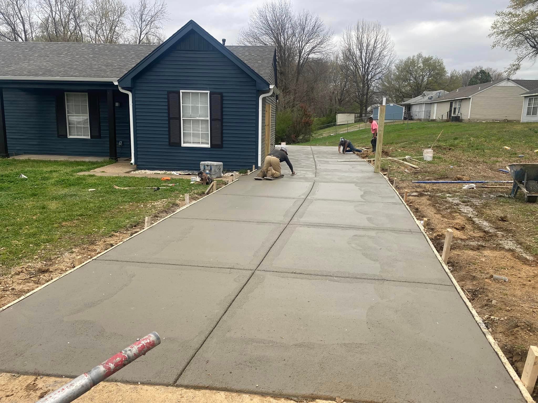 Concrete driveway installation